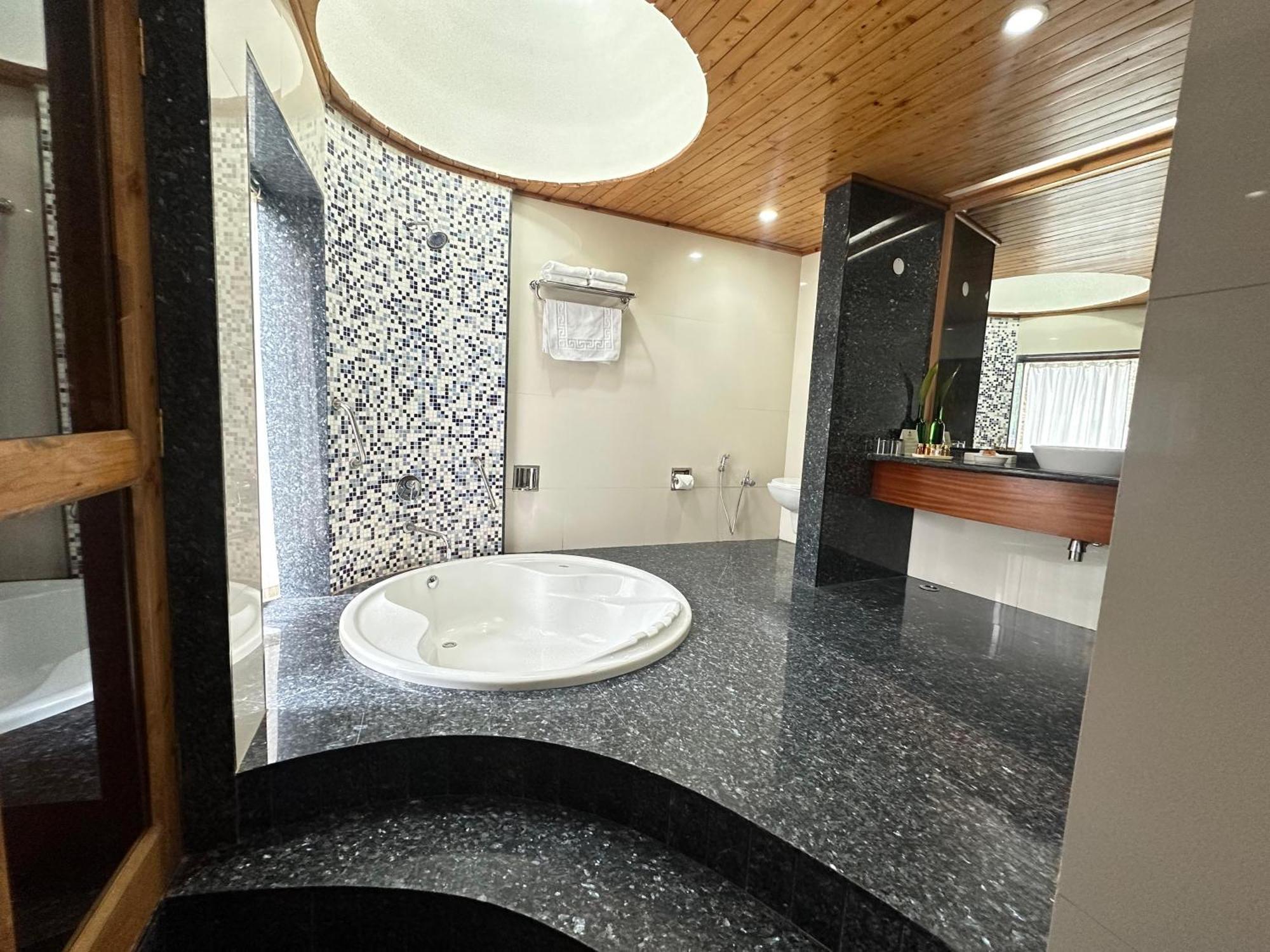 Manuallaya The Resort & Spa Manāli Dış mekan fotoğraf